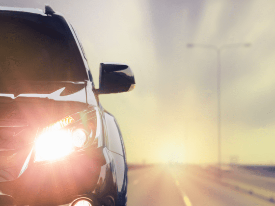 Tipos de luces en el coche: Cuáles son y cuándo usarlas